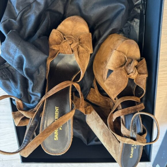 Saint Laurent Bianca Platforms Suede - Picture 1 of 5